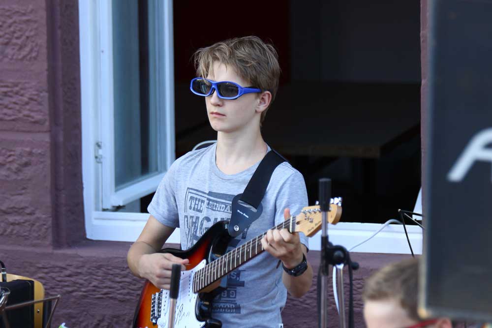 serenade_13.jpg