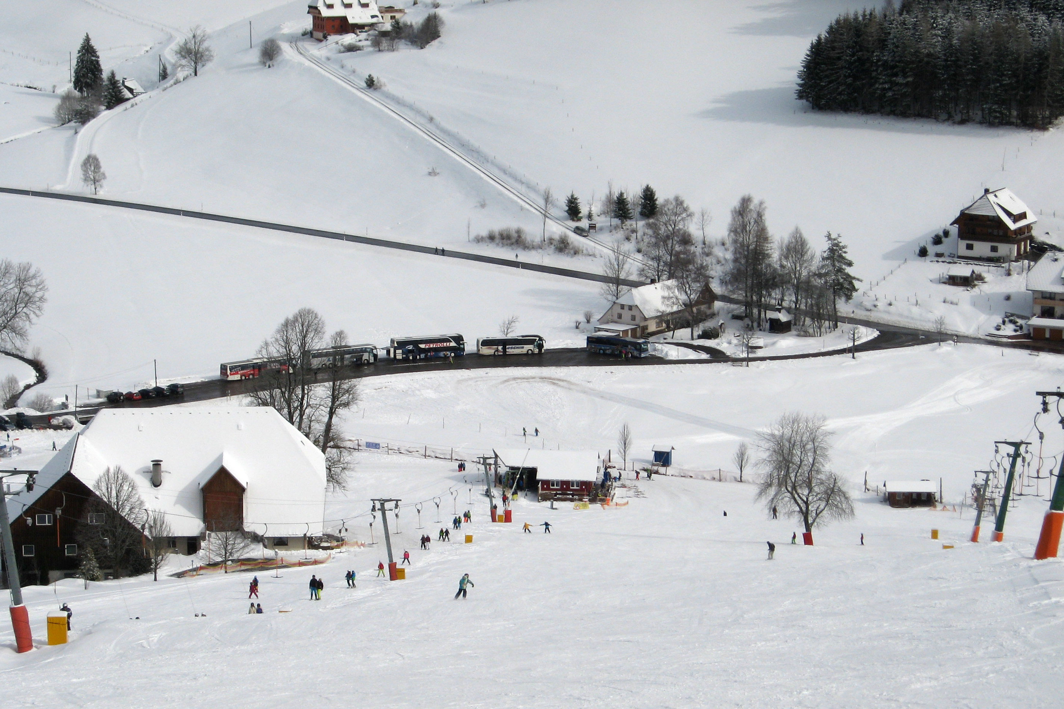 Spaß im Schnee für die Unter- und Mittelstufe