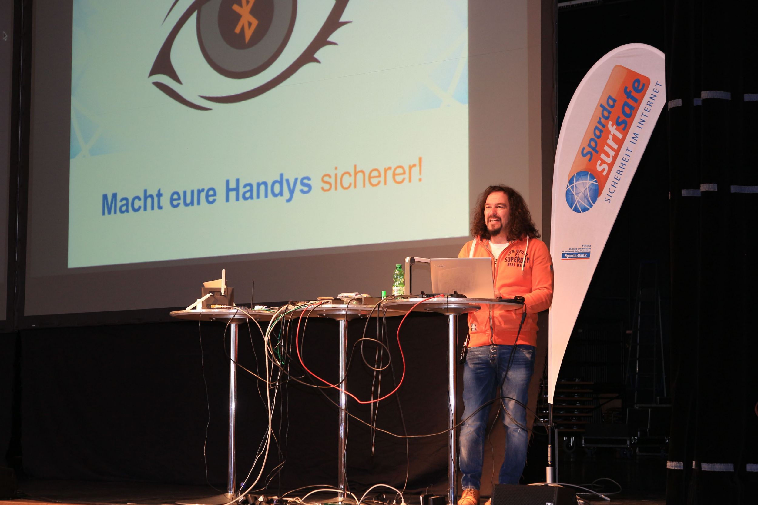 Spannender Vortrag vom Profi-Hacker