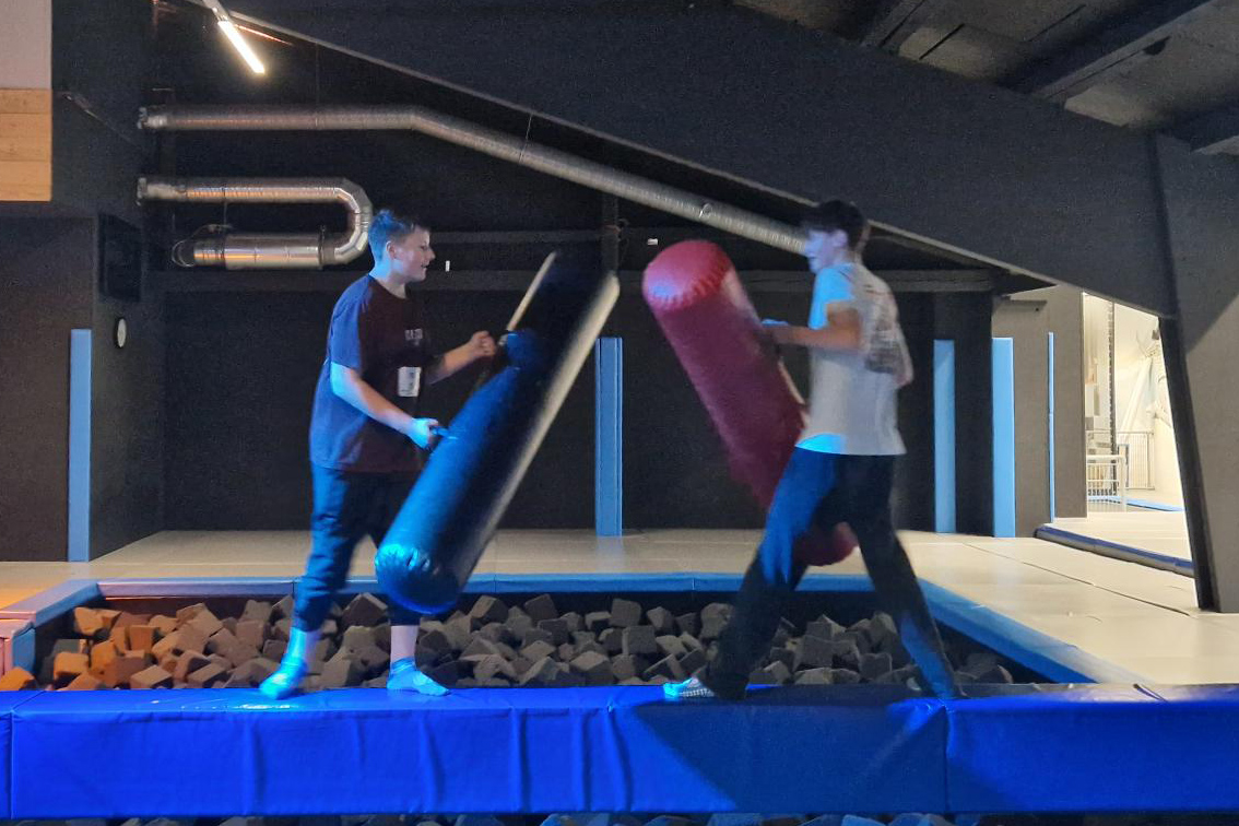 jumping_3_1.jpg