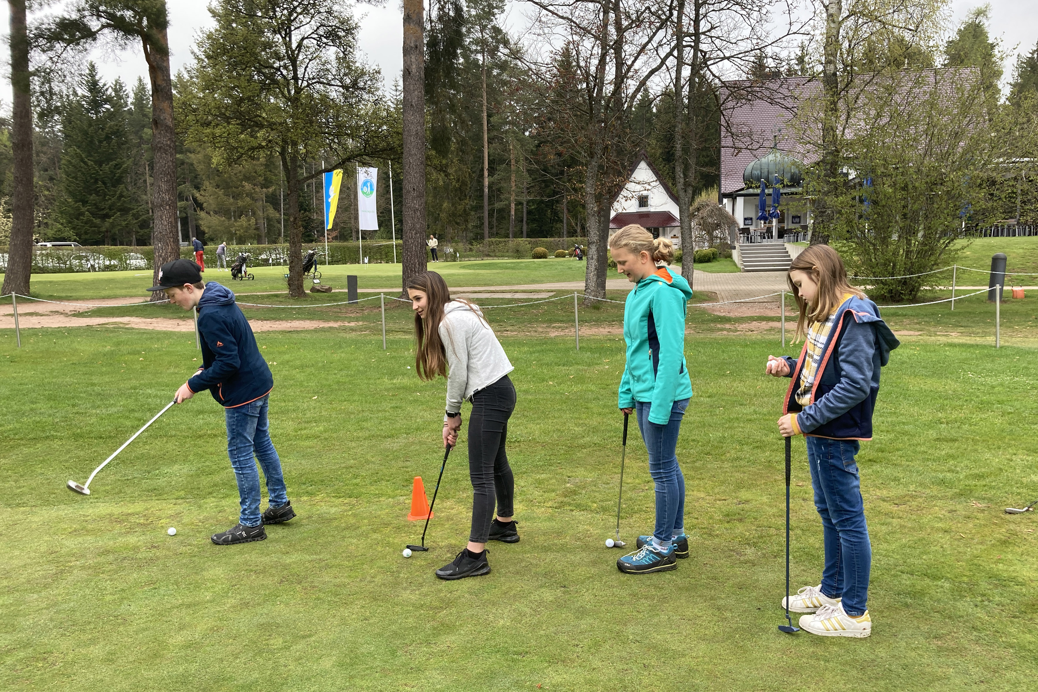 schnuppergolf_2.jpg