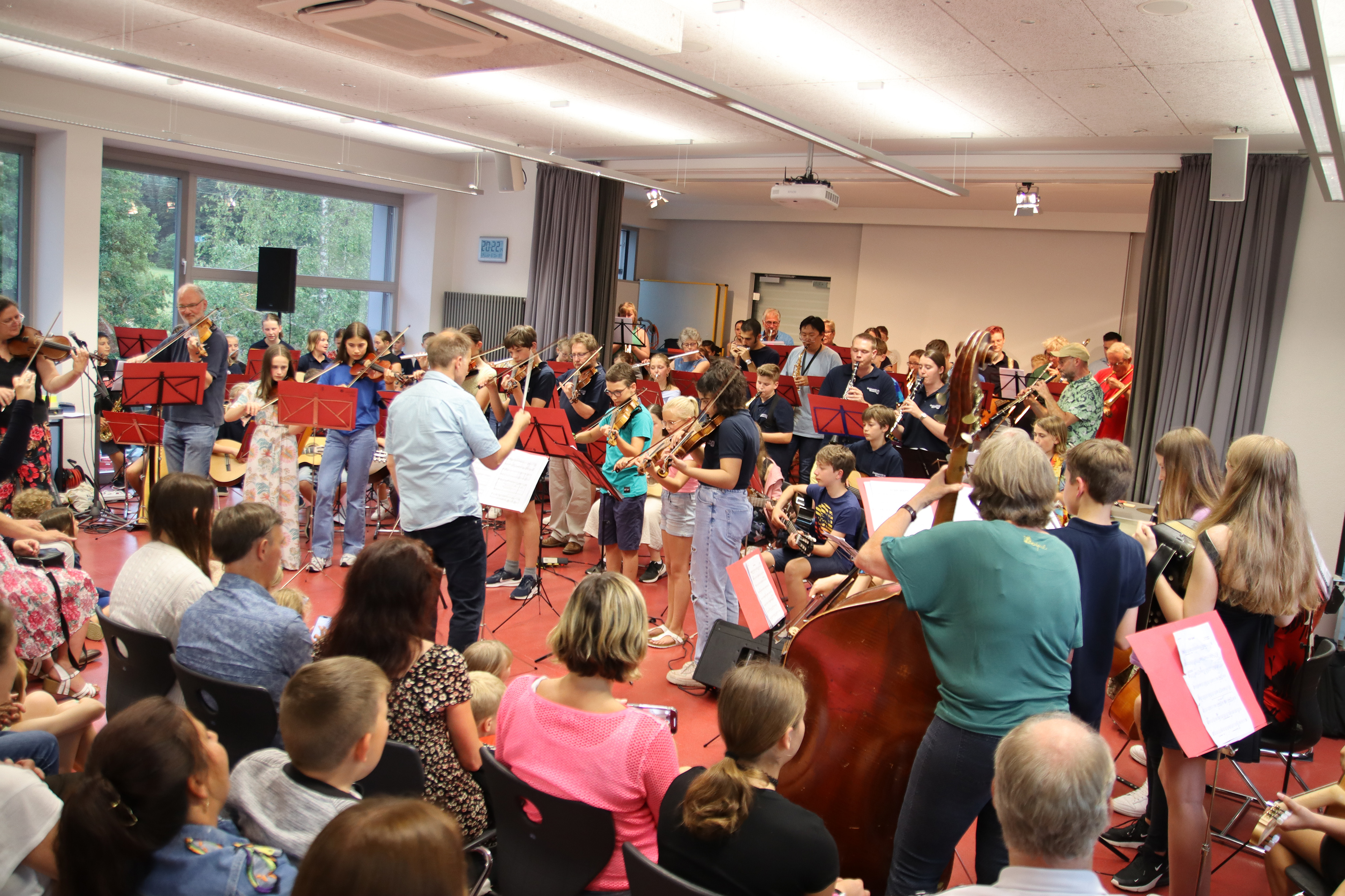 Junge Musikerinnen und Musiker überzeugen bei Sommerserenade