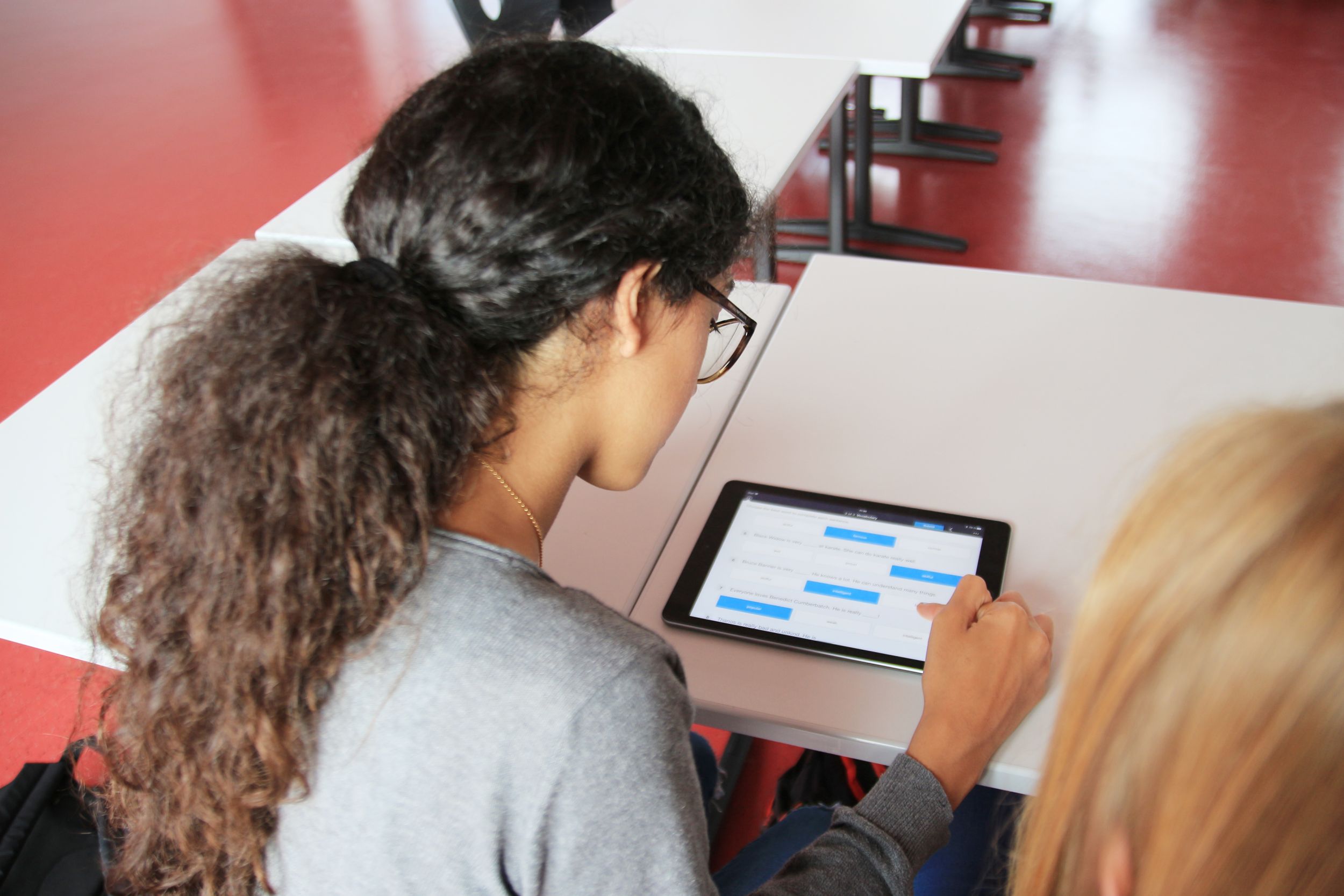 tablet_ef_3.jpg