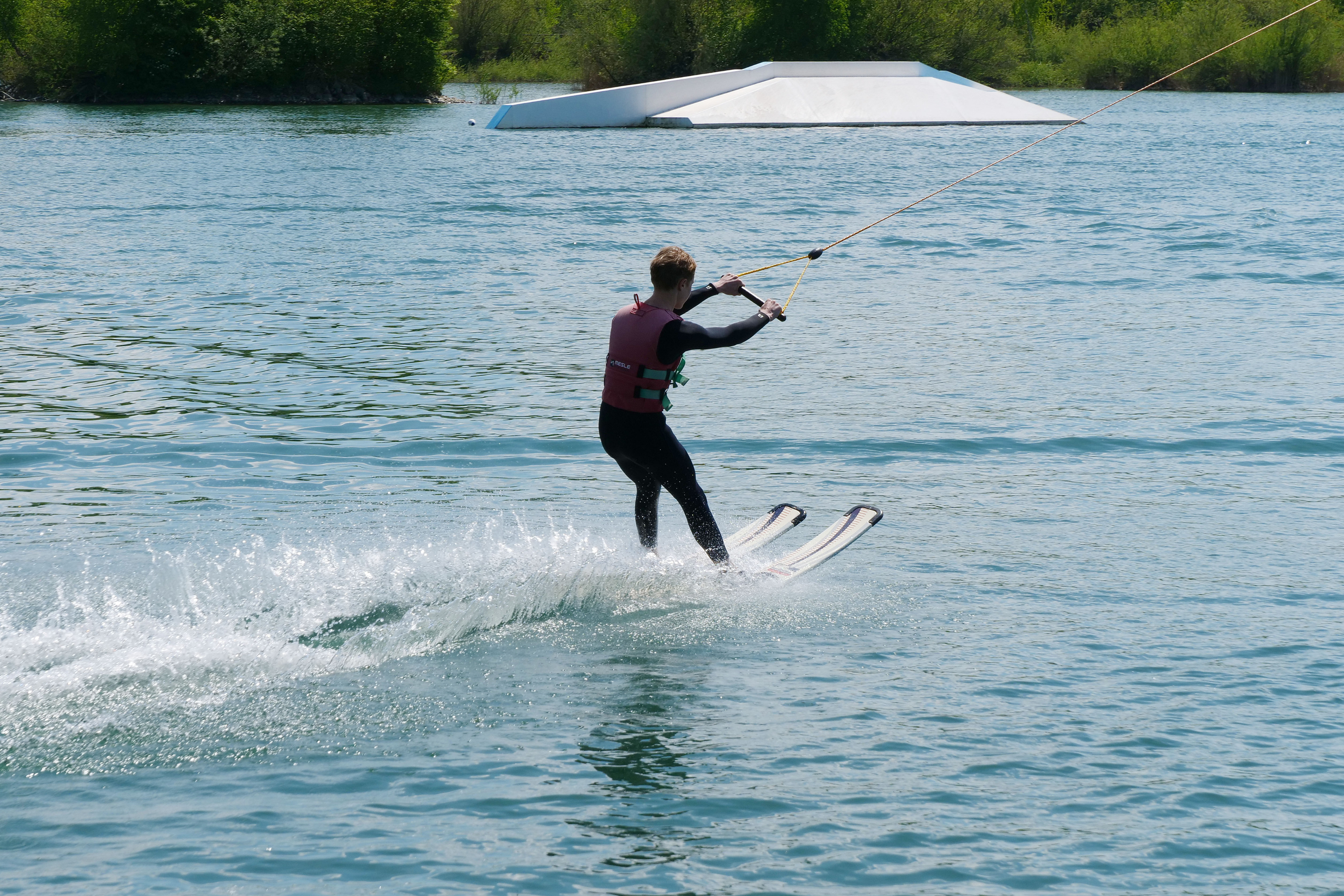 Wakepark-Ausflug: Sonne, Wasser, Action!
