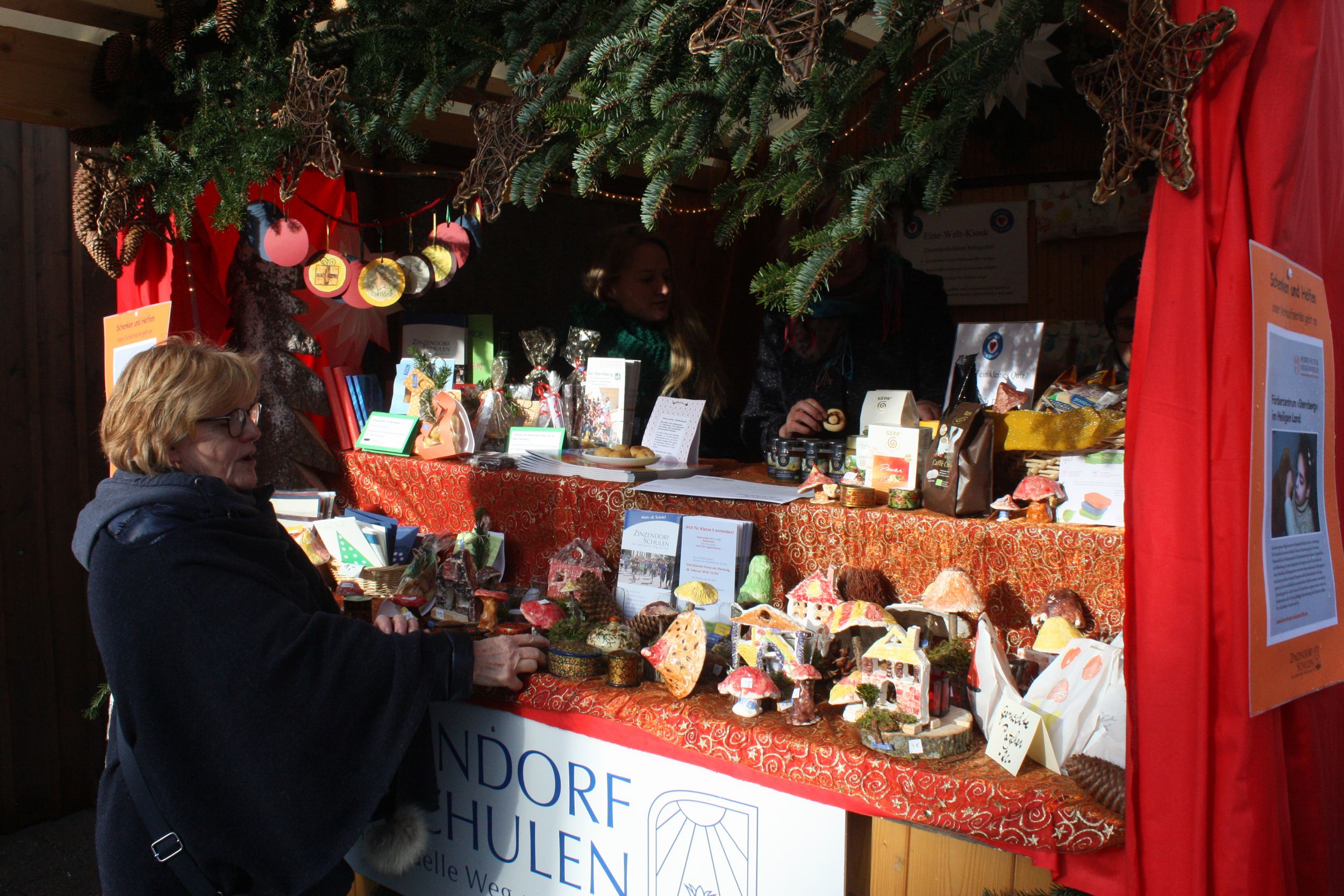weihnachtsmarktstand_1.jpg