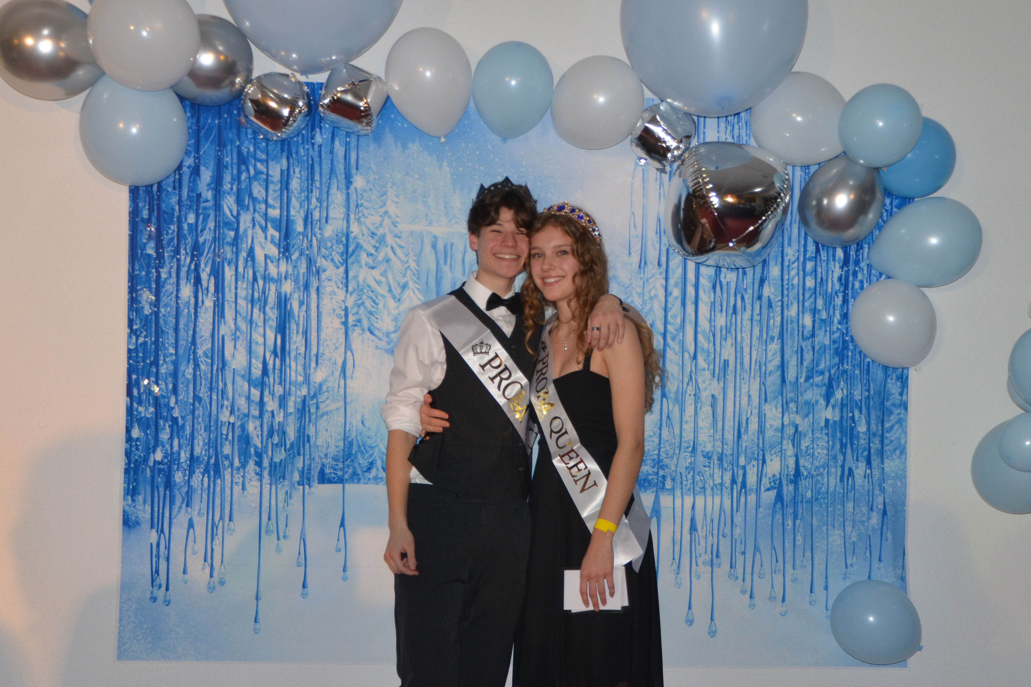 winterball_1.jpg