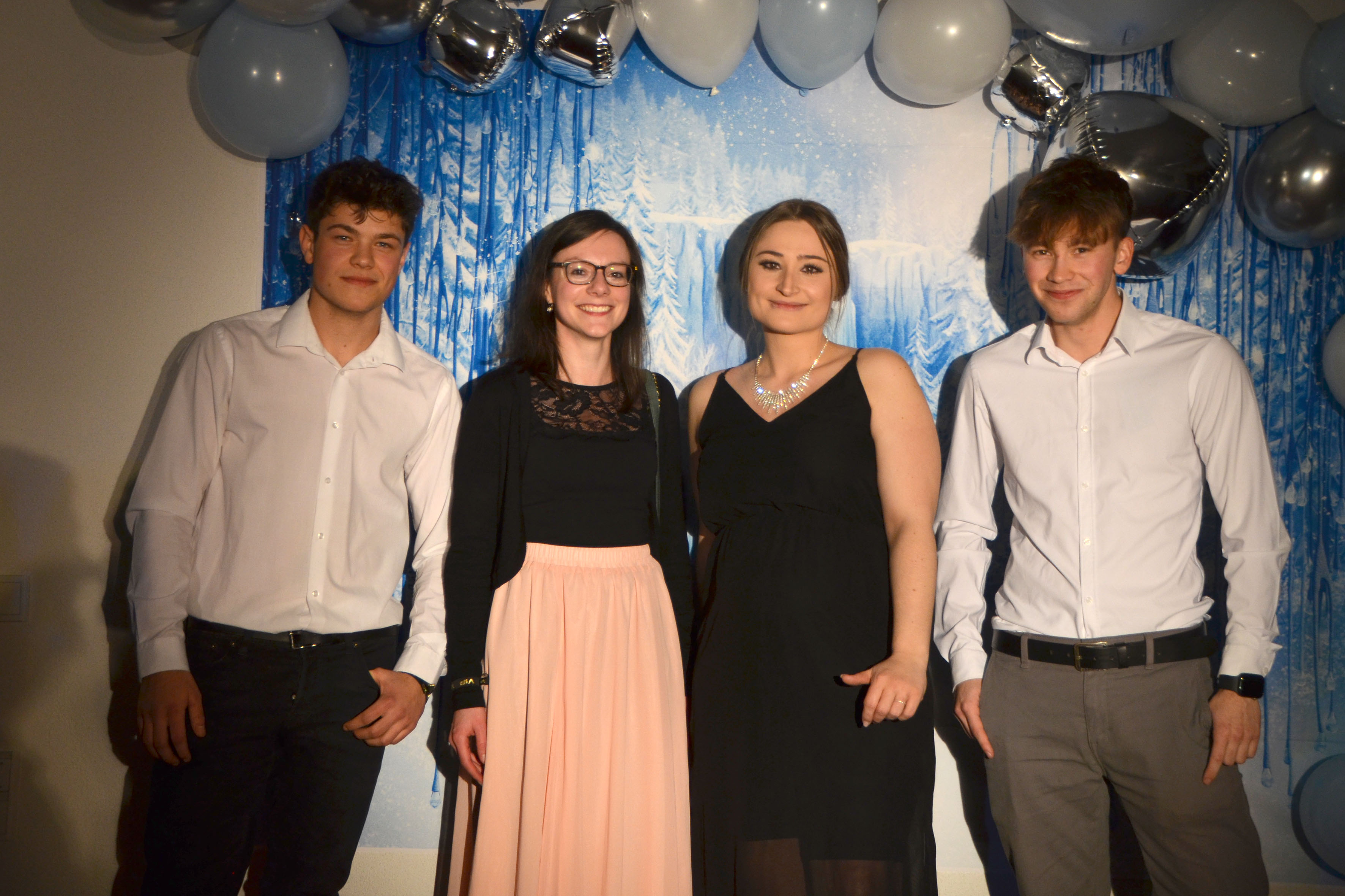 winterball_13.jpg