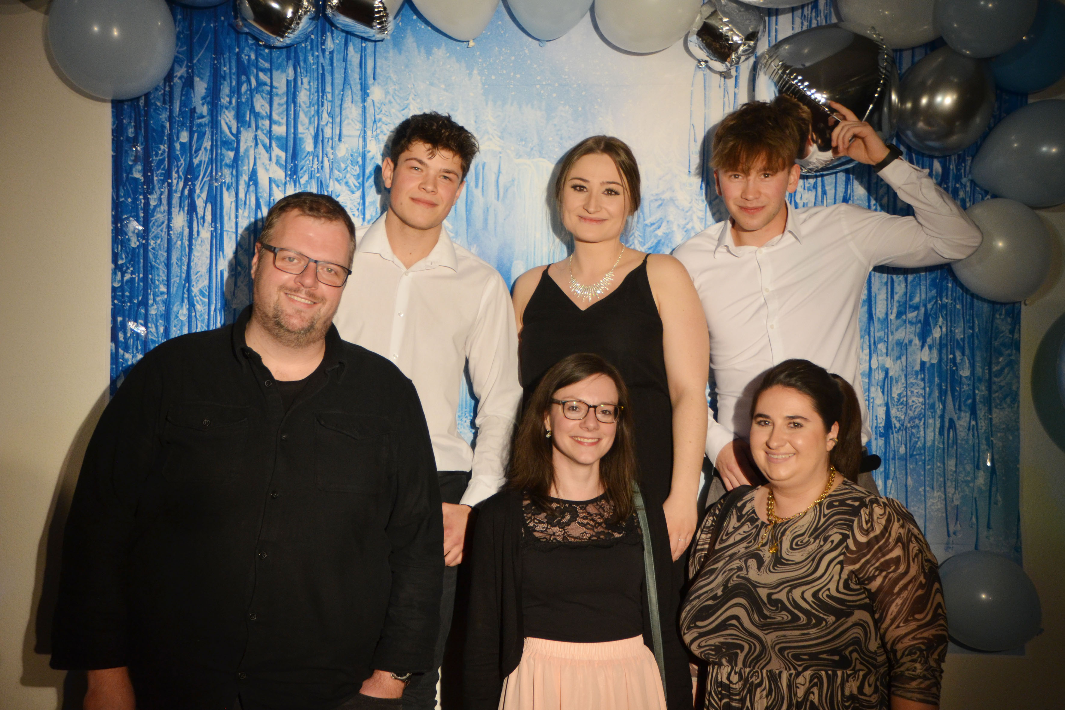 winterball_14.jpg